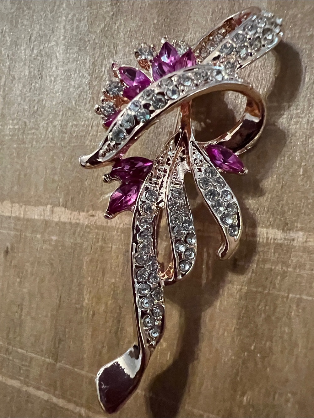 3/$18 Sparkling Pink Crystal Floral Drop Brooch - Lot 340